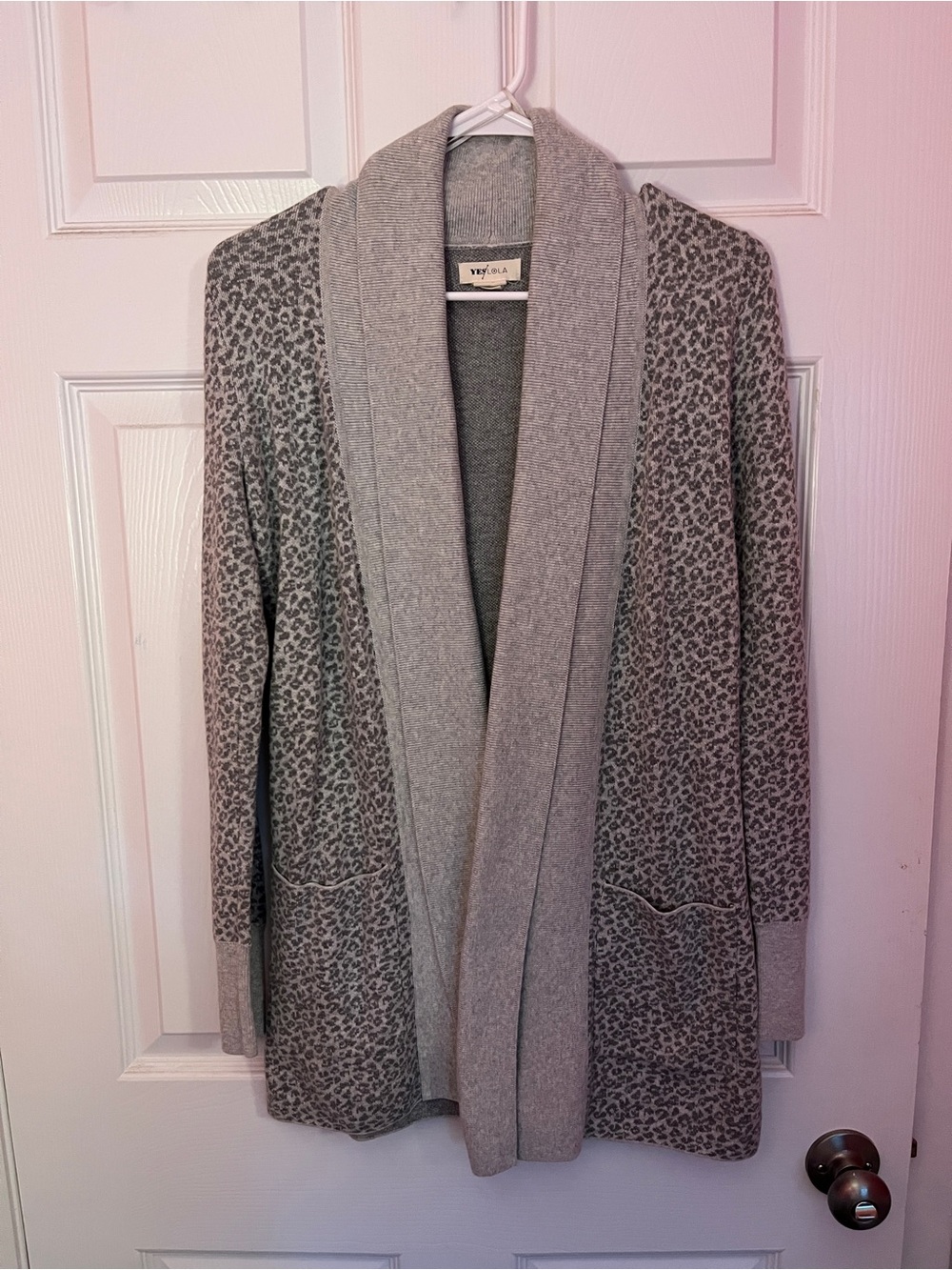 Womenโs size Large leopard Cardigan